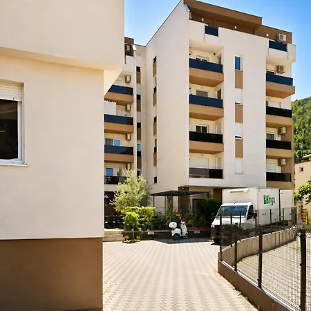 Golden Nest Lägenhet Mostar
